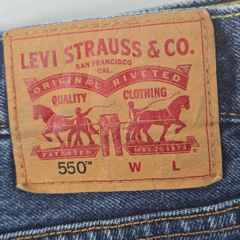 Levi's 550 Relaxed Fit Jeans Men 44x29 Blue Medium Wash Tapered Leg Denim